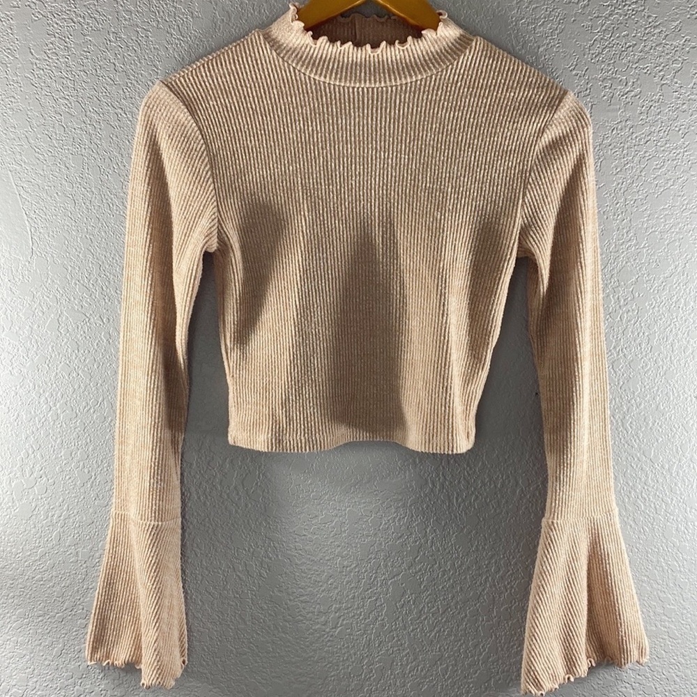 Forever 21 Pink Ribbed Mock Neck Bell Sleeve Lettuce Edge Crop Top